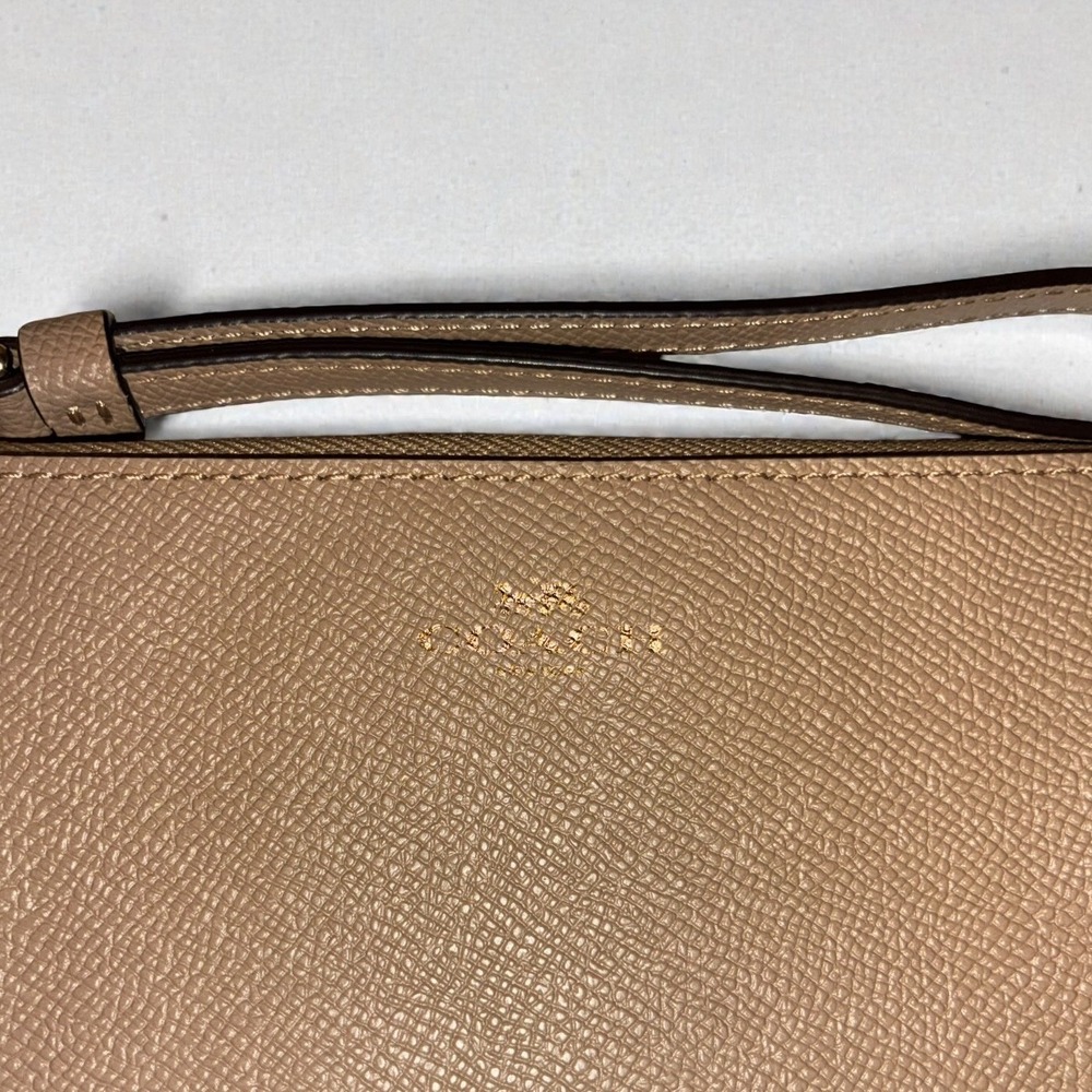 NWT Coach Corner Zip Wristlet Women Small Taupe Gold Crossgrain Leather CV396 - Picture 5 of 11
